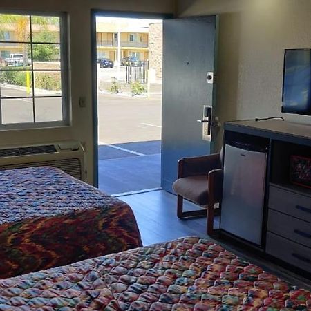 Classic Motel Anaheim Exterior photo